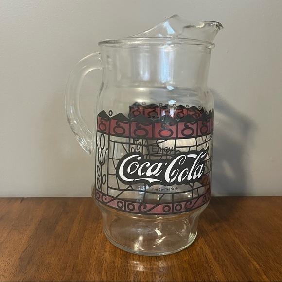 Vintage 1970s Coca Cola Coke Pitcher Stained Glass Design
Soda Beer Red Black - Picture 3 of 12